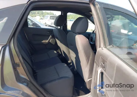 2010 Ford Focus Se from USA, damaged, VIN 1FAHP3FN0AW275276